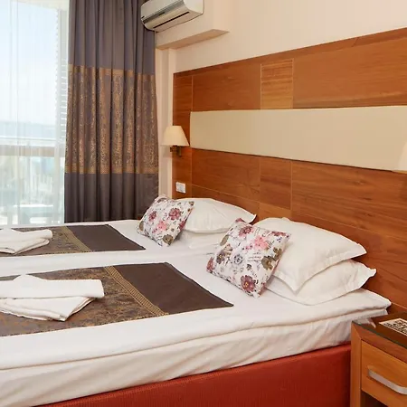 Hotel Briz - Seabreeze Sunny Beach